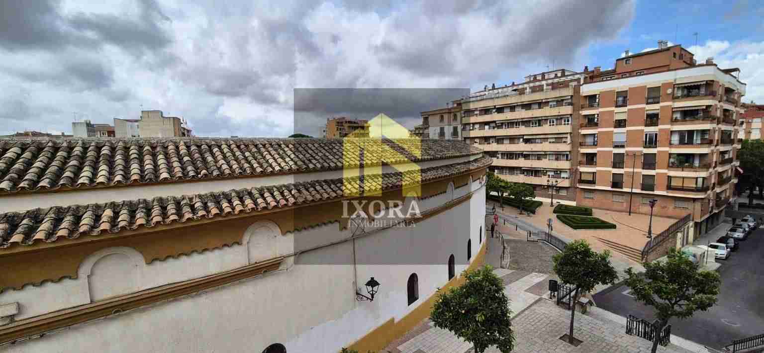 Gran Piso junto a Paseo de Linarejos 97 IMG-20240506-WA0006