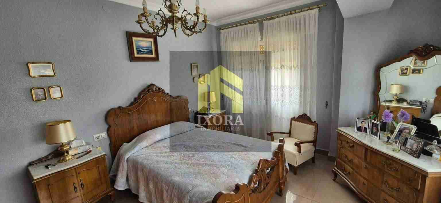 Gran Piso junto a Paseo de Linarejos 100 IMG-20240506-WA0041