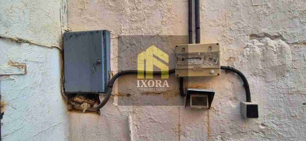 Terreno con 30 Plazas de Aparcamiento y Potencial de Expansión Cerca del Centro de Linares 8 IMG-20240530-WA0010