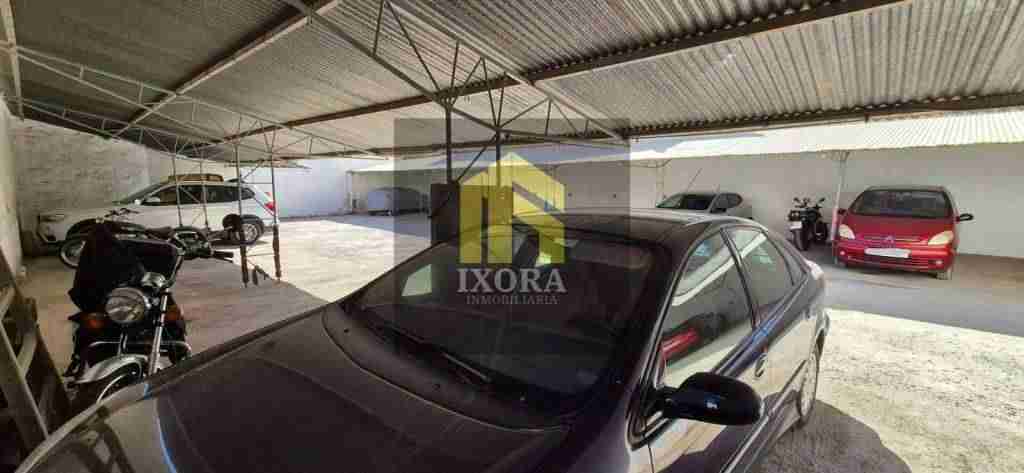 Terreno con 30 Plazas de Aparcamiento y Potencial de Expansión Cerca del Centro de Linares 6 IMG-20240530-WA0018